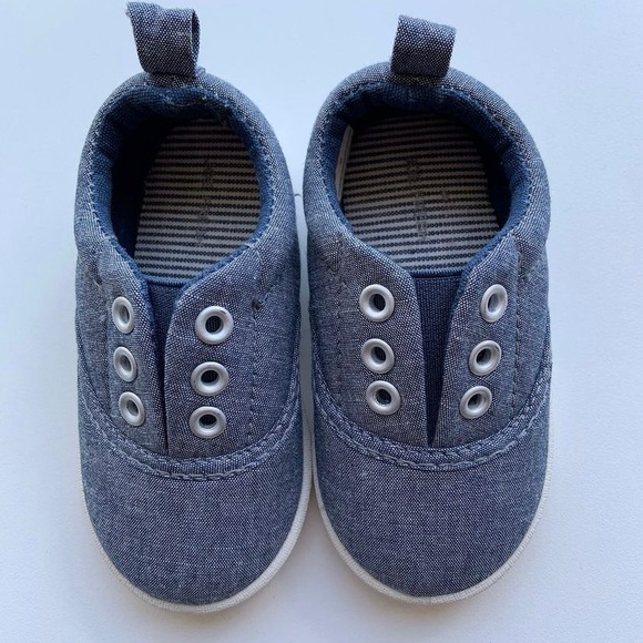 [2 for 15$✨] Joe Fresh Slip-On Shoes - Picture 1 of 4